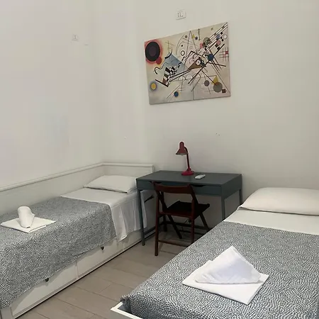 Guest house Les Artes 2*